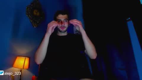 alejo_323__ online show from 12.17.25