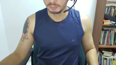 Snapshot of alejo_camboy chatting on 01.12.26 Alejo online show from 01.12.26