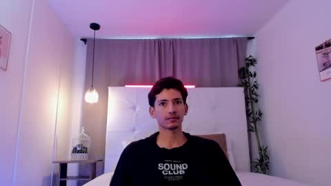 Snapshot of alejo_exotic chatting on 08.03.26 alejo_exotic online show from 08.03.26