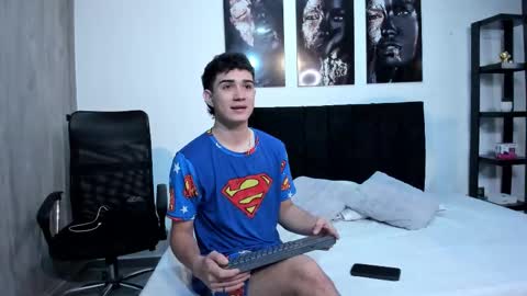 alejo_gray1 online show from 01.08.26