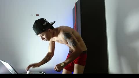 alejo online show from 04.21.26