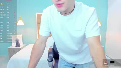 ALejoo Saenz online show from 10.22.25