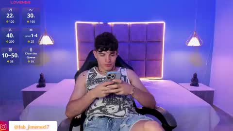Snapshot of alejootwink chatting on 06.25.26 ALejoo Saenz online show from 06.25.26