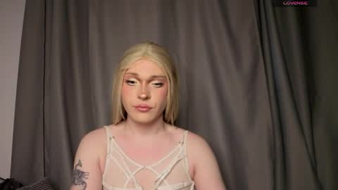 ALENA  INDEPENDENT MODEL online show from 05.14.26