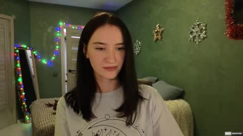 Snapshot of alena_navi chatting on 12.07.24 Alena online show from 12.07.24