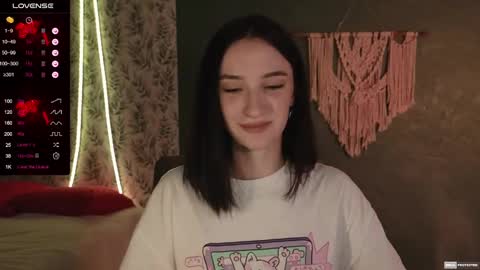 Snapshot of alena_navi chatting on 01.08.25 Alena online show from 01.08.25