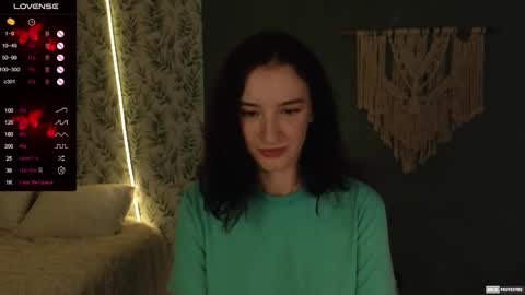 Snapshot of alena_navi chatting on 02.02.25 Alena online show from 02.02.25