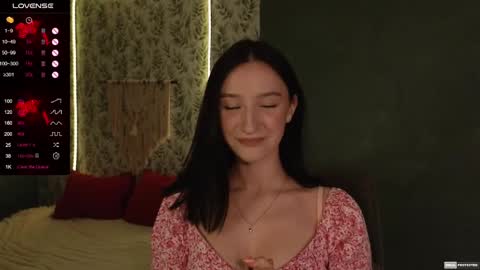 Snapshot of alena_navi chatting on 02.28.25 Alena online show from 02.28.25