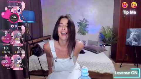 Snapshot of alenacoplan chatting on 09.16.25 AlenaCoplan online show from 09.16.25