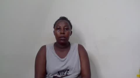 Snapshot of alesha_ chatting on 03.01.25 Noreen Kennth and Emilly online show from 03.01.25