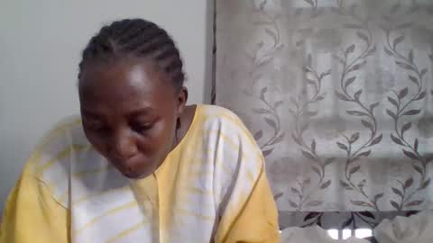 Snapshot of alesha_ chatting on 09.12.25 Noreen Kennth and Emilly online show from 09.12.25