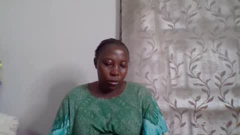 Snapshot of alesha_ chatting on 09.27.25 Noreen Kennth and Emilly online show from 09.27.25