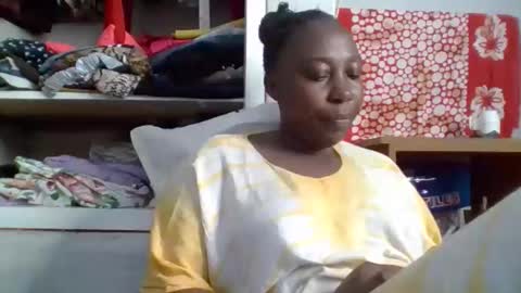 Noreen Kennth and Emilly online show from 10.26.25