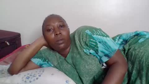 Noreen Kennth and Emilly online show from 11.30.25