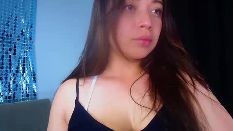 Snapshot of aleska_dollx chatting on 02.07.25 QUEEN OFF MILk IM BACK 15 NOV online show from 02.07.25