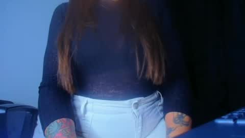 Snapshot of aleska_dollx chatting on 02.27.25 QUEEN OFF MILk IM BACK 15 NOV online show from 02.27.25