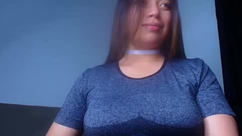 Snapshot of aleska_dollx chatting on 03.11.25 QUEEN OFF MILk IM BACK 15 NOV online show from 03.11.25