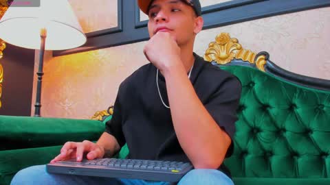 Alessandro King online show from 01.18.25