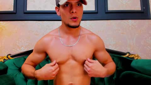 Alessandro King online show from 01.28.25