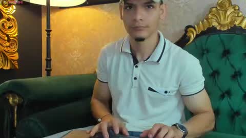 Snapshot of aless_king chatting on 06.24.26 Alessandro King online show from 06.24.26