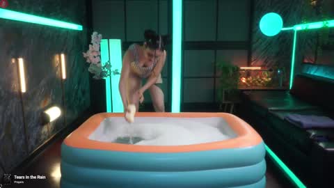 Alessa Goreng online show from 03.10.25