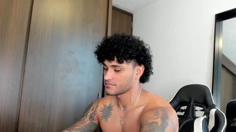 Snapshot of alessandro_vanni chatting on 01.10.25 Alessandro Vanni online show from 01.10.25
