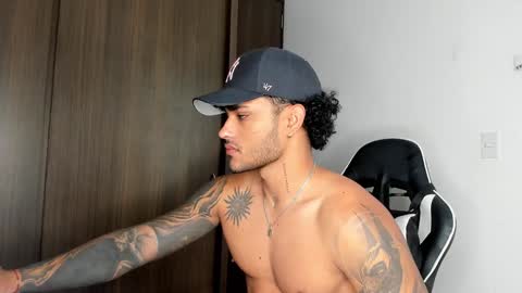 Snapshot of alessandro_vanni chatting on 01.17.25 Alessandro Vanni online show from 01.17.25