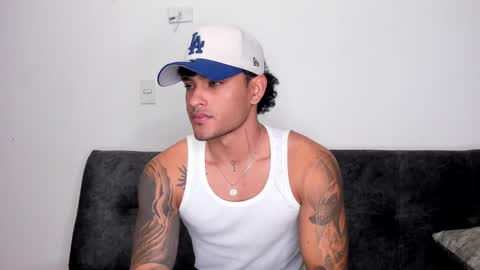 Snapshot of alessandro_vanni chatting on 02.21.25 Alessandro Vanni online show from 02.21.25