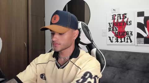 Alessandro Vanni online show from 12.14.25