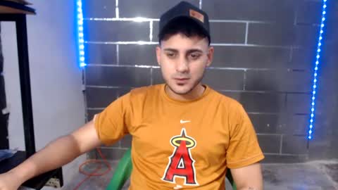 Snapshot of alessandrobooy chatting on 07.14.26 alessandro online show from 07.14.26