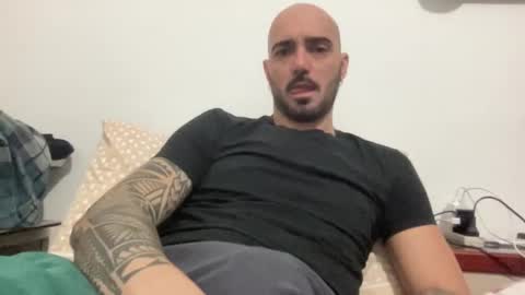 Snapshot of alessandromori91 chatting on 01.15.26 alessandromori91 online show from 01.15.26