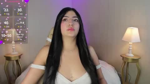 Snapshot of alessiafiore_ chatting on 09.25.25 Alessia Fiore Online 1430 to 2100 gmt-5 online show from 09.25.25