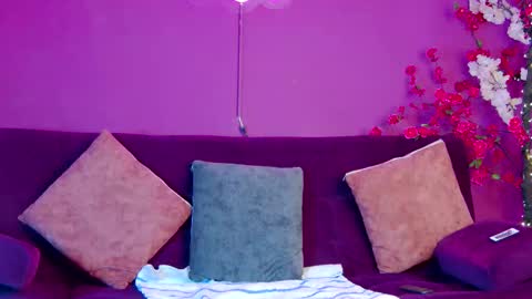 Snapshot of alessiovitale chatting on 11.27.25 Alessio online show from 11.27.25