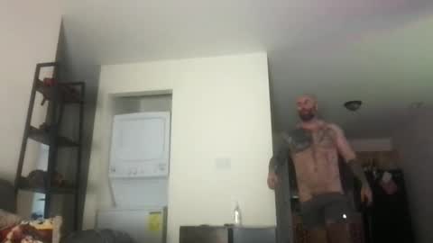 Snapshot of alesterwhite chatting on 11.16.25 alesterwhite online show from 11.16.25