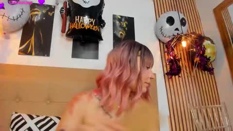Aleszia online show from 10.14.25
