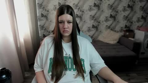 Aletta Oushen online show from 02.22.26