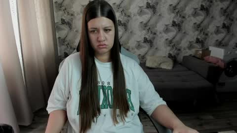 Aletta Oushen online show from 03.31.26