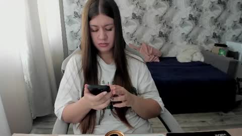 Aletta Oushen online show from 07.08.26