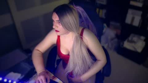 Leyla Leg online show from 06.29.26