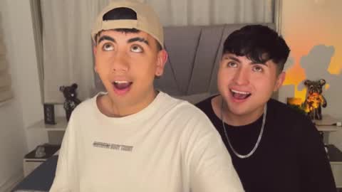 Snapshot of alex0113_ chatting on 11.15.25 alex0113_ online show from 11.15.25