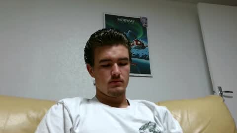 Snapshot of alex83530 chatting on 01.08.25 Alex83530 online show from 01.08.25