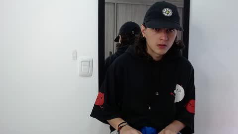 Snapshot of alex_connorr chatting on 02.07.25 alex_connorr online show from 02.07.25