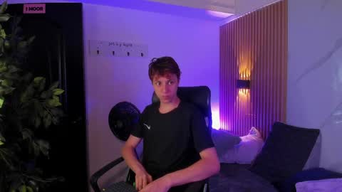 alex_deus online show from 04.06.26