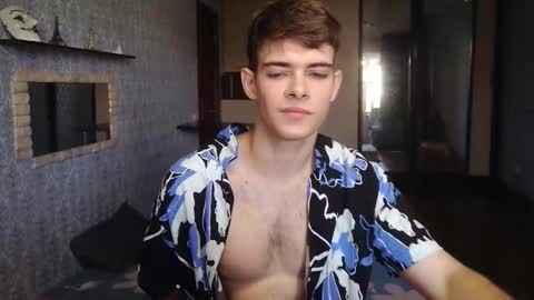 Snapshot of alex_man_01 chatting on 09.22.25 Alex online show from 09.22.25