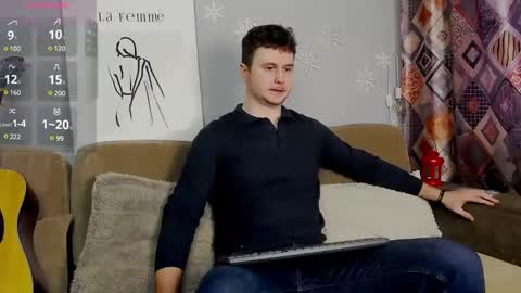 Snapshot of alex_onelove chatting on 02.10.25 Alex online show from 02.10.25