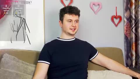 Snapshot of alex_onelove chatting on 02.26.25 Alex online show from 02.26.25