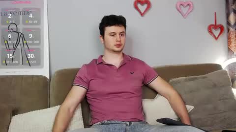 Snapshot of alex_onelove chatting on 03.08.25 Alex online show from 03.08.25