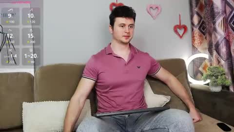 Snapshot of alex_onelove chatting on 03.08.25 Alex online show from 03.08.25