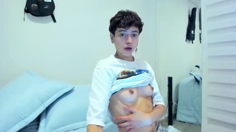 Snapshot of alex_poett chatting on 01.23.25 Residente0xxx online show from 01.23.25