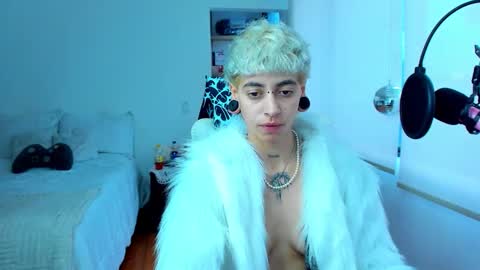 Snapshot of alex_poett chatting on 02.11.26 Residente0xxx online show from 02.11.26